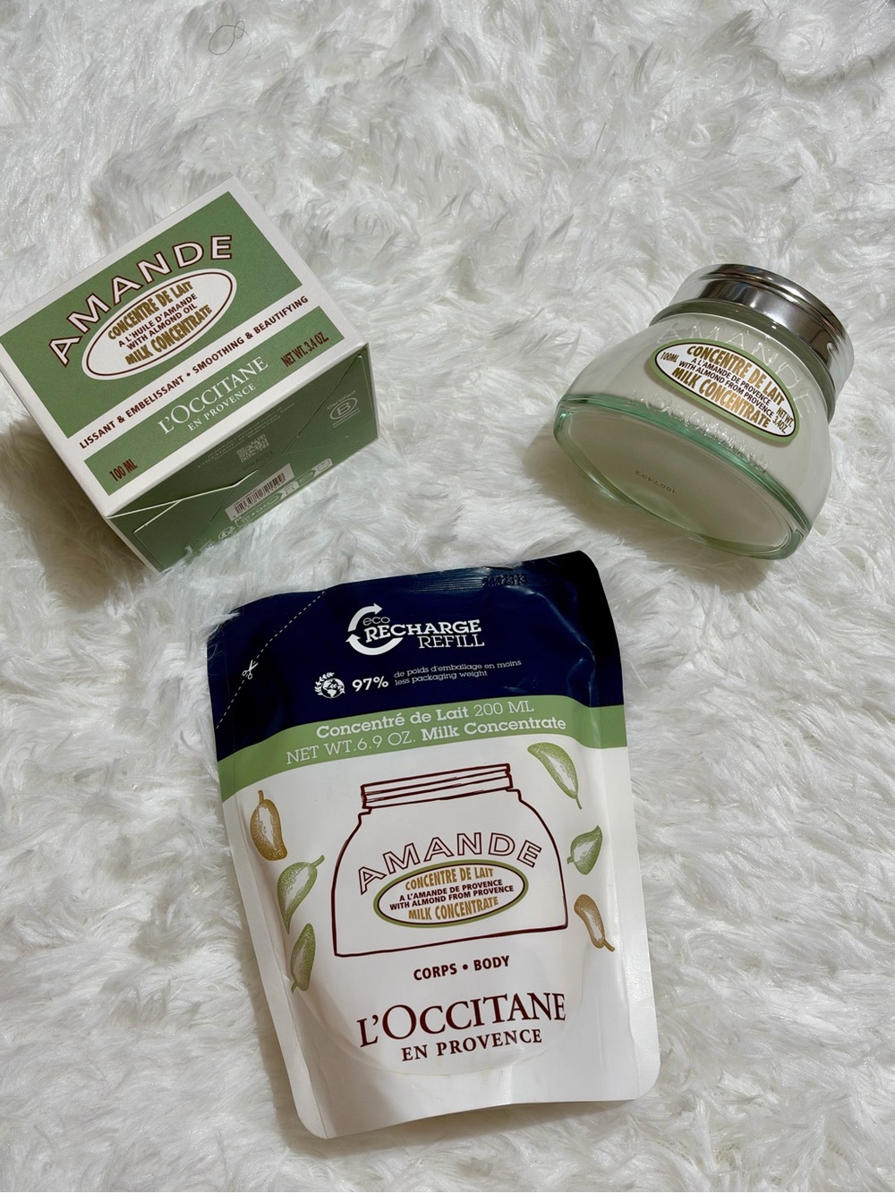 NWT NIB L'Occitane Amande (Almond) Milk Concentrate De Lait Refill moisturizer
